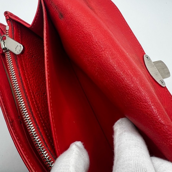 GUC Louis Vuitton Red Iris Mahina Wallet - Picture 8 of 9